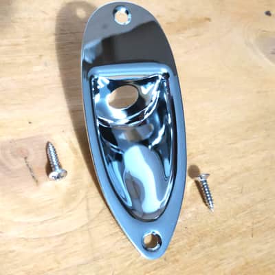 Stratocaster Chrome Jack Plate + 2 screws image 1