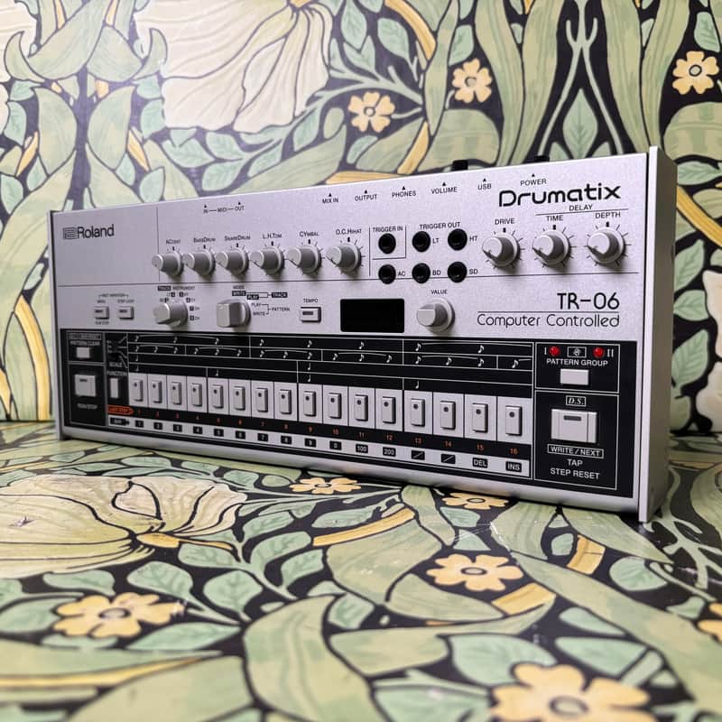 Roland TR-06 Drumatix - Used image 1