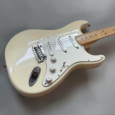 Fender American Standard Stratocaster with Maple Fretboard 2008 - Olympic White image 5