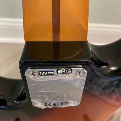 Fender Player Plus Active Precision Bass 3-Color Sunburst image 9