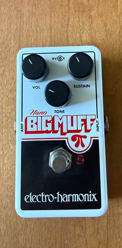 Electro-Harmonix Nano Big Muff Pi Distortion / Sustainer 2013 - Present - White / Black / Red image 1