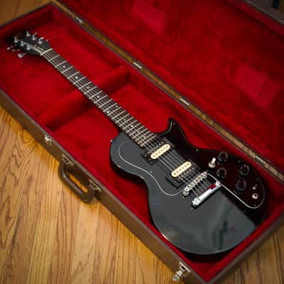 1982 Gibson GGC-700 Dirty Fingers Electric Guitar image 3