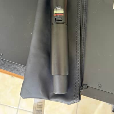 Shure ULX-D DIGITAL WIRELESS MICROPHONE SYSTEM j50A, worldwide shipping image 6