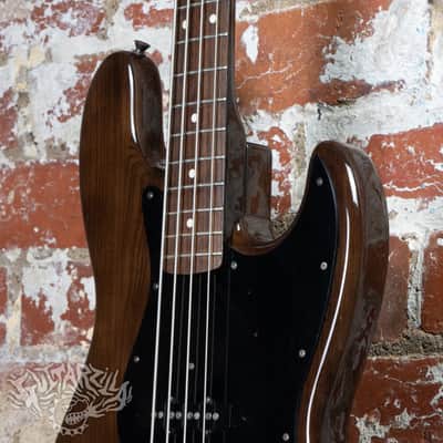 Fender Jazz Bass '62 Reissue JB62-81WAL 2006 Walnut CIJ Japan image 4