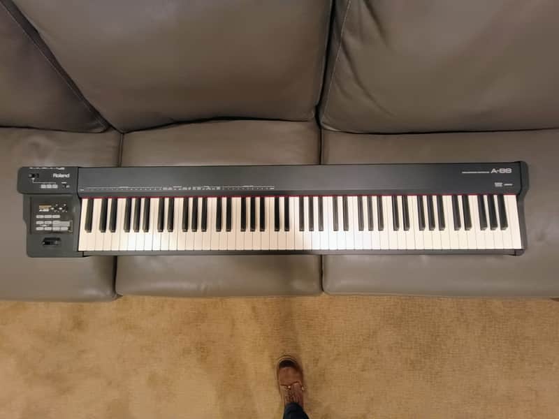 Roland A-88 MIDI Keyboard Controller 2012 - 2019 - Black image 1