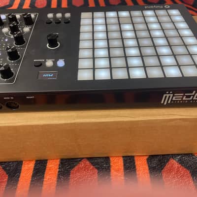 Polyend Dreadbox Medusa Hybrid Synthesizer 2018 - 2021 - Black image 3
