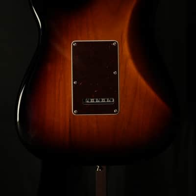 Fender American Professional II Stratocaster with Rosewood Fretboard 2020 - Present - 3-Color Sunburst image 8