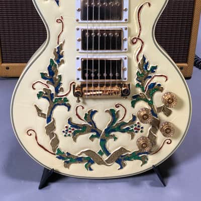 Gibson Les Paul Rare Custom Shop Original One Off Design "Glitter Girls" 1989 Pearl White image 4