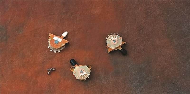 Fender 099-2041-000 Vintage-Style Stratocaster / Telecaster 3-Way Pickup Selector Switch image 2