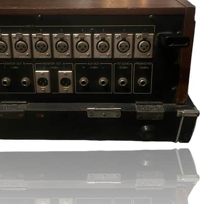 1970's Yamaha PM-700 12-Channel Analog Mixer Bild 10