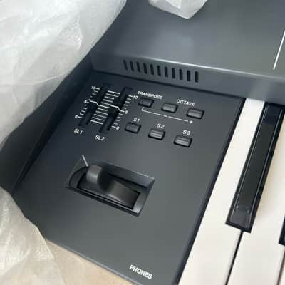 Roland Juno-X 61-Key Programmable Polyphonic Synthesizer 2022 - Present - Black Bild 5