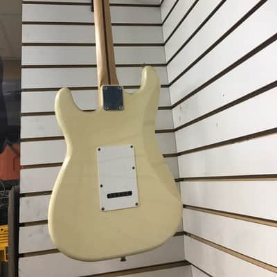 Fender Bullet image 2