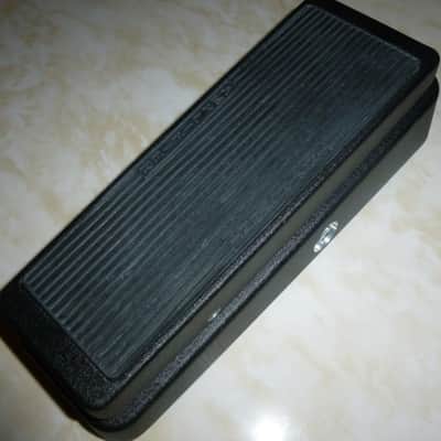 Dunlop GCB95 Cry Baby Standard Wah 1982 - Present - Black image 2