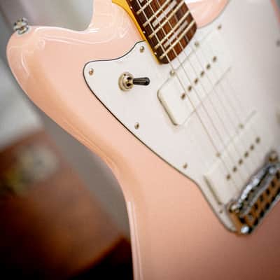 G&L Tribute Series Doheny with Rosewood Fretboard 2018 - Present - Shell Pink image 4
