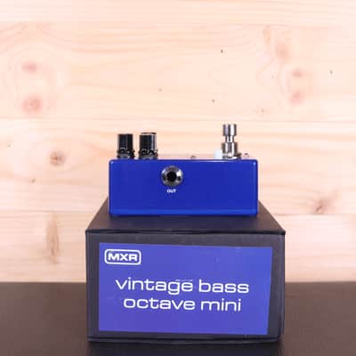 MXR M280 Vintage Bass Octave - Bass Guitar Effect Pedal image 4