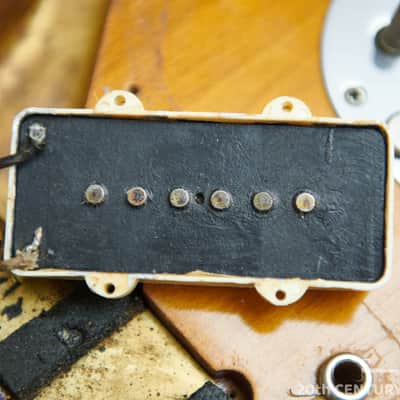 Fender Jazzmaster 1959 - Sunburst with Gold Anodized Pickguard image 20