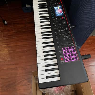 Roland FANTOM-07 76-Key Workstation Keyboard Black image 1