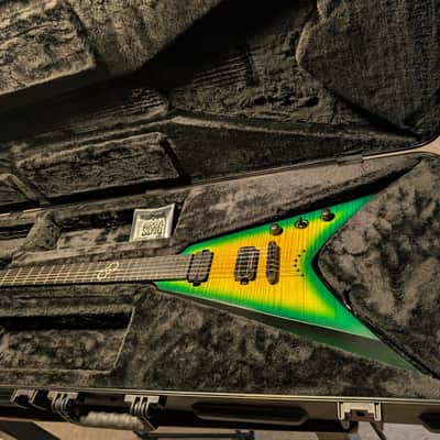 Solar Guitars V2.6LB 2023 - Lime Burst Matte image 6