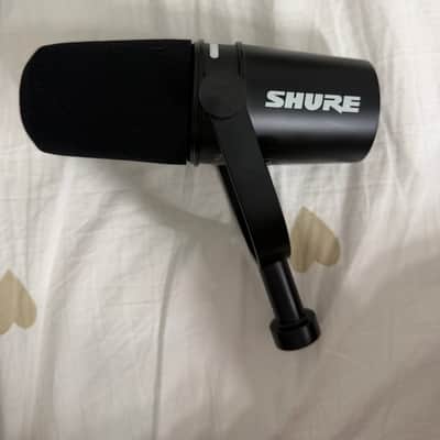Shure MV7+ Streaming Bundle 2024 - Present - Black image 5