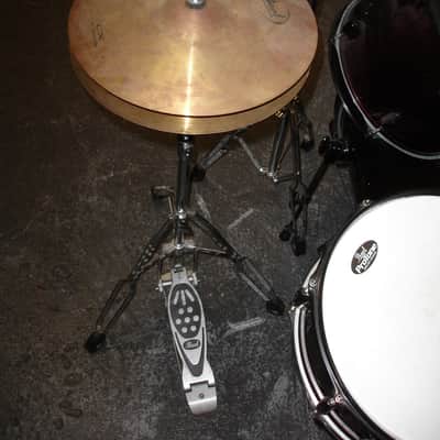Pearl Forum Series 5-Piece Drum Set w/ Hardware & Cymbals, Dark Wine Red image 12