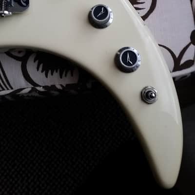 Peavey Mystic 1984 Electric Guitar image 4