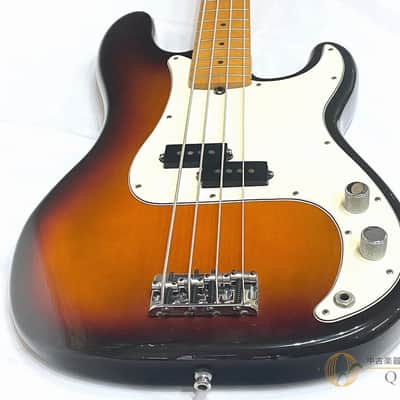 Fender American Standard Precision Bass 1997 image 11