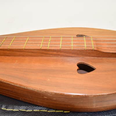 Heart Mountain Dulcimer w/ Case image 5