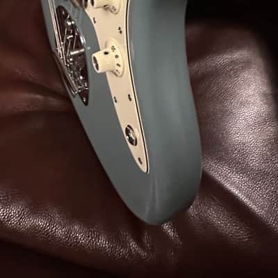 Fender American Professional Jazzmaster 2017 - Sonic Grey image 14