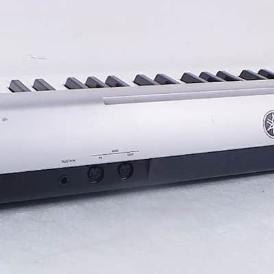 Yamaha Piaggero NP-30 Portable Grand Electronic Keyboard Digital Piano in GWO image 5