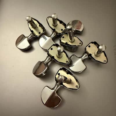 Yamaha 3+3 Tuning heads 3L 3R with screws and bushings 1970s - Chrome image 4