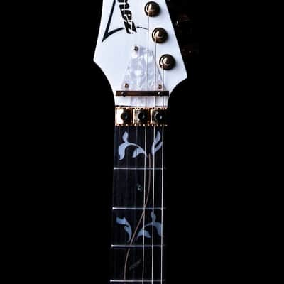 Used Ibanez JEM7VWHL Steve Vai Signature - Left Handed Electric Guitar in White image 5