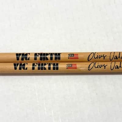 Vic Firth American Classic 7A Wood Tip Drumsticks (Olivo Valdés Imprint) image 2