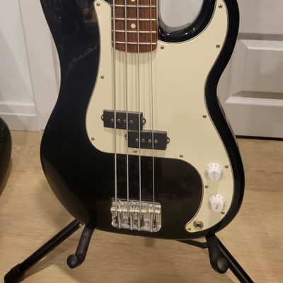 $850 Fender Precision Electric Bass Guitar - Made in Mexico (2000) image 2