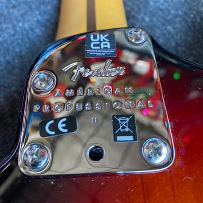 Fender American Professional II Stratocaster Rosewood 2021 3-Color Sunburst US210089012 image 9