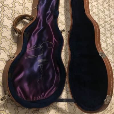 Gibson Les Paul 2000's Gary Moore Case with Signature image 3