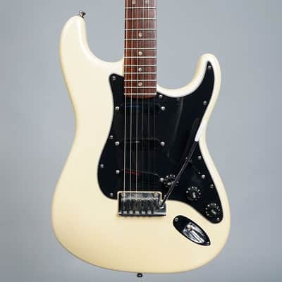 Fender American Deluxe Stratocaster 2008 - Olympic Pearl image 1