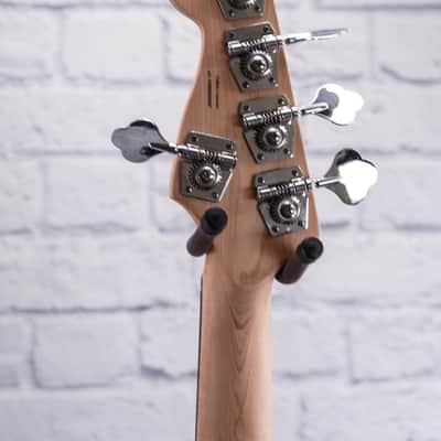 Squier Affinity Jazz Bass V with Laurel Fretboard- 3-Color Sunburst image 6