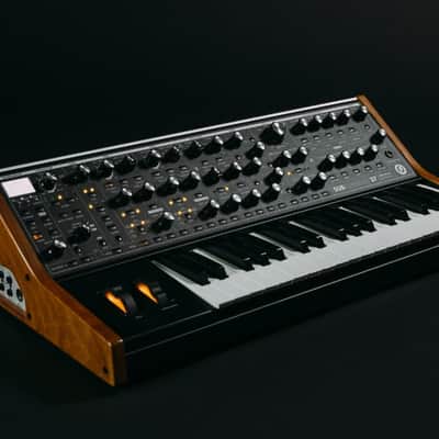 Moog Subsequent 37 Analogue Paraphonic Synthesizer