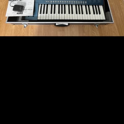 Korg MS2000 2000s - Blue