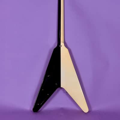Gibson Flying V Schenker Custom Shop 1985 - Black and White image 4