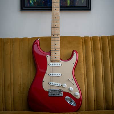 2005 Fender American Standard Stratocaster (DEMO VIDEO)