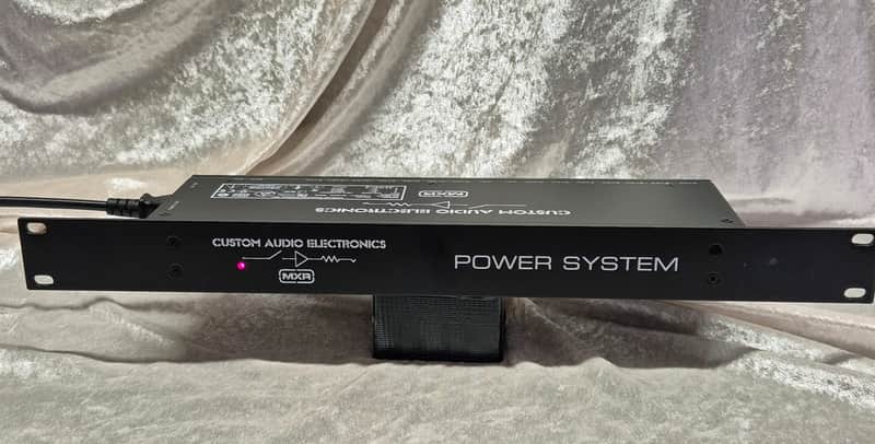 MXR MC403 Power System 2010s - Black image 1