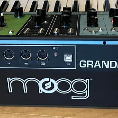 Moog Grandmother 32-Key Semi-Modular Analog Synthesizer 2018 - Present - Black / Multi-Colored Panel image 4
