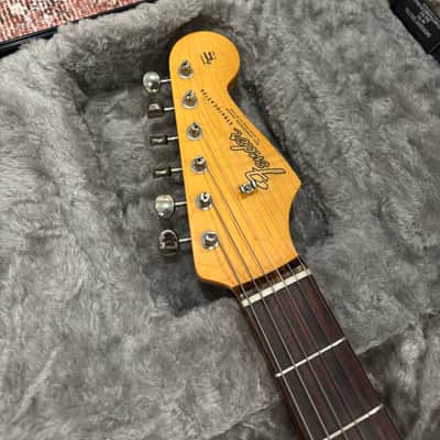 Fender American Original '60s Stratocaster with Rosewood Fretboard 2018 - 2022 - 3-Color Sunburst image 3