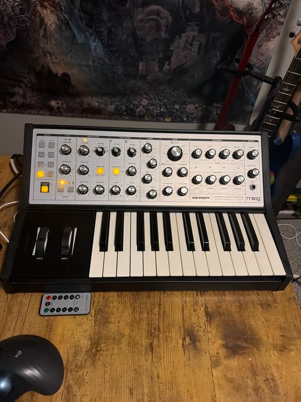 Moog Sub Phatty 2010s - Black image 1