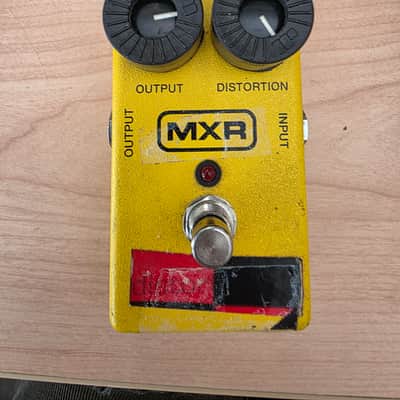 MXR Distortion 1980's - Yellow image 1