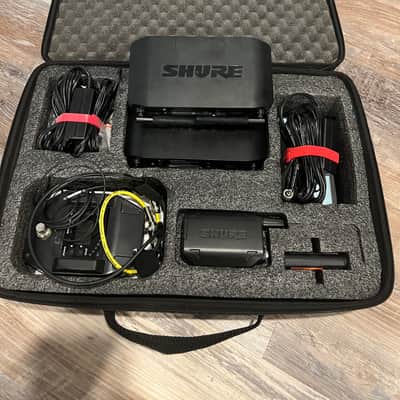 Shure GLXD: 2 Desktop + 1 pedal receiver + transmitter + 2 batteries + headset image 3