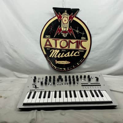 Korg Minilogue 4-Voice Polyphonic Analog Synthesizer 2016 - Present - Silver