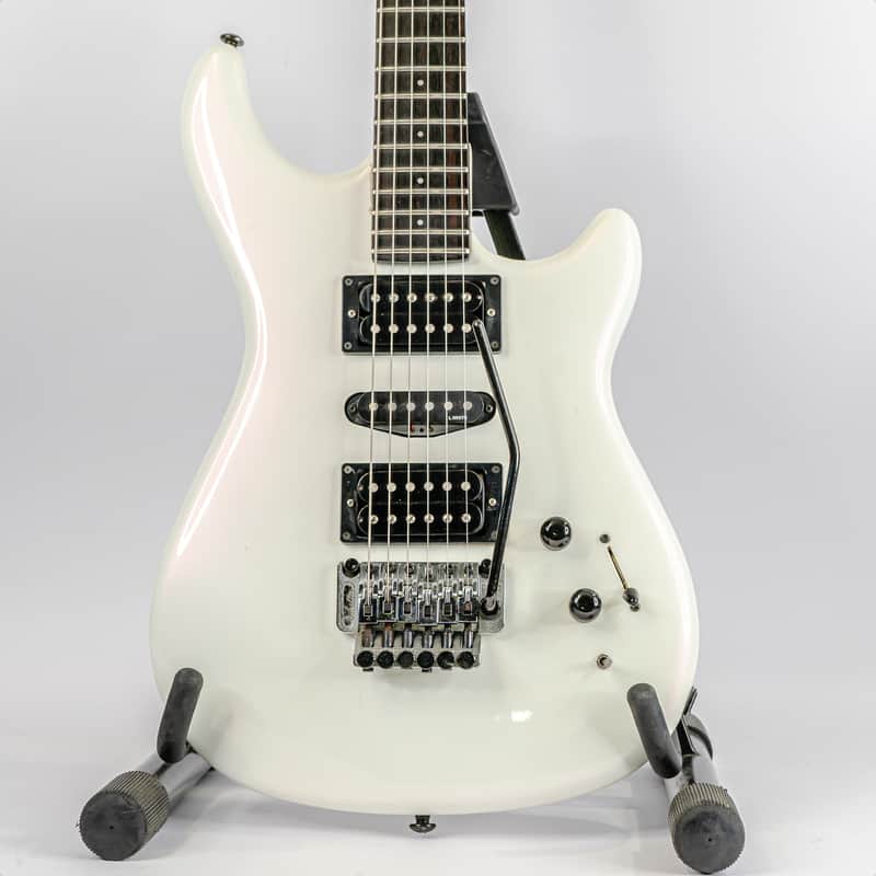 Tokai Custom Edition Graphite Carbo Neck Super Strat Guitar w