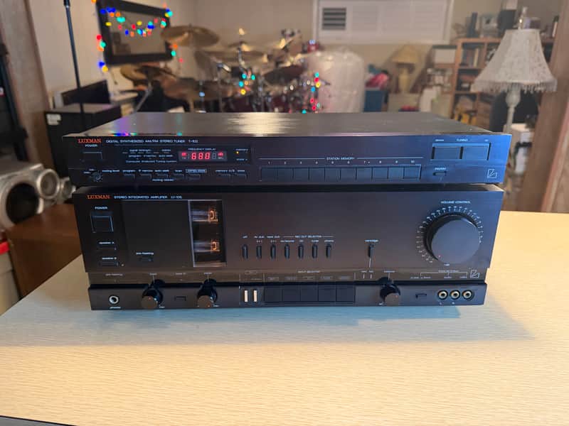 Luxman LV-105 Stereo Integrated Amplifier + T-102 Stereo Tuner